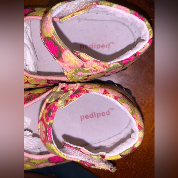 Pediped Baby Girl Floral Velcro Closure Soft Soled Mary Jane Shoes 6-12mos - Picture 6 of 10